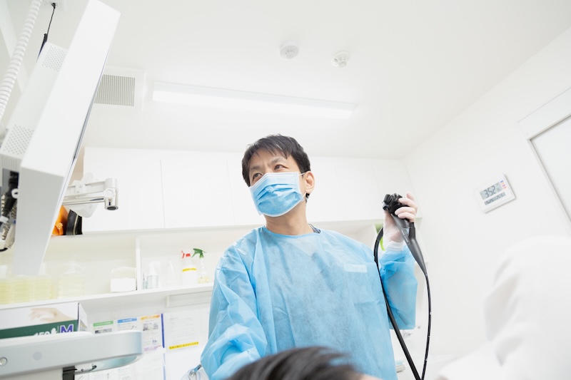 内視鏡で消化管を直接観察します